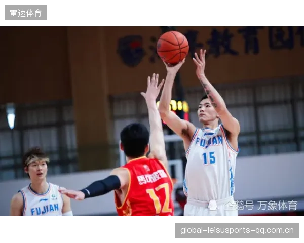 CBA远距离三分稳稳命中：篮球场上的杀手锏